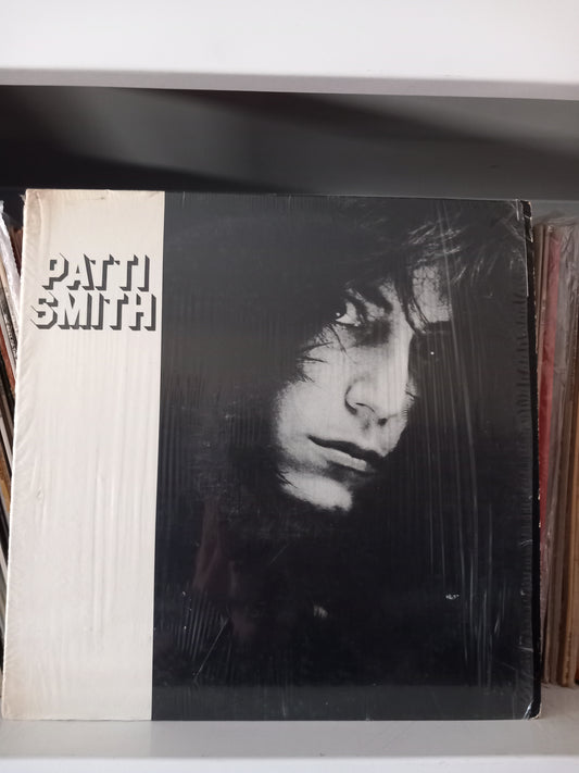 Patti Smith – Patti Smith
